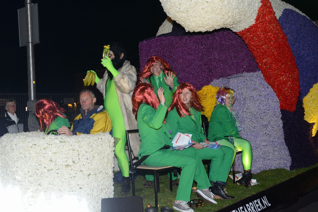 ../Images/Bloemencorso 2015 227.jpg